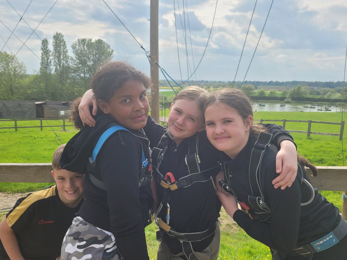 Anne-Lise Froy tweet media