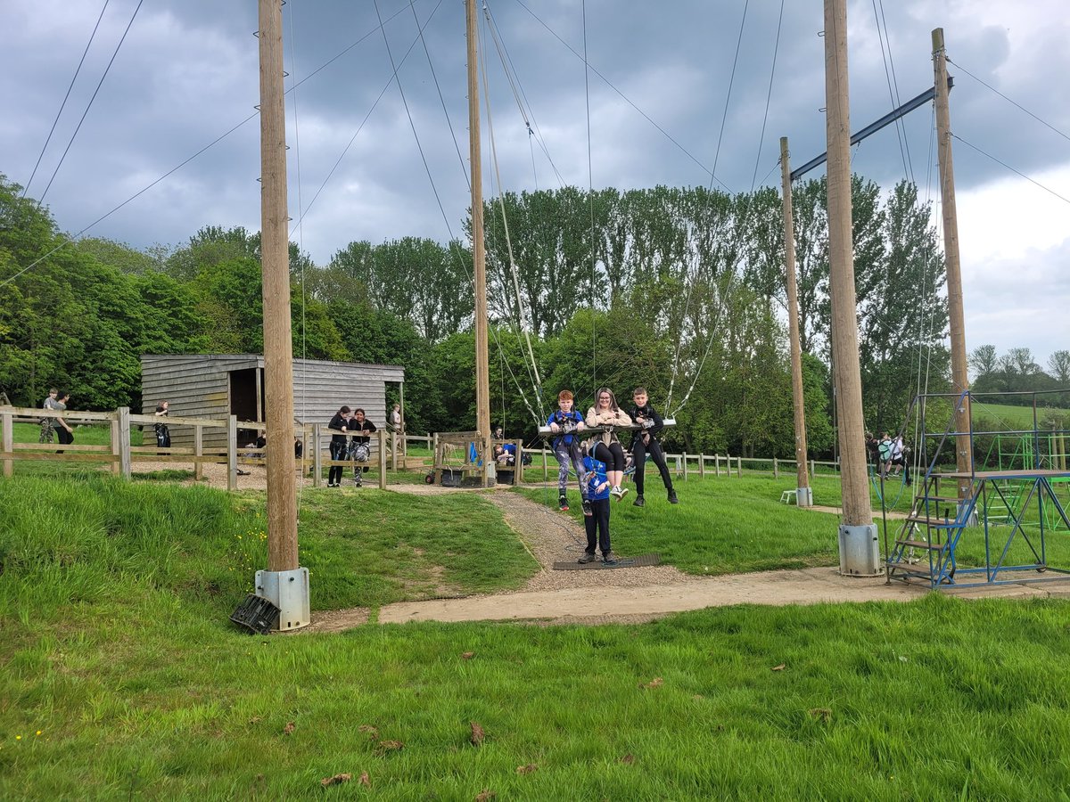 Anne-Lise Froy tweet media