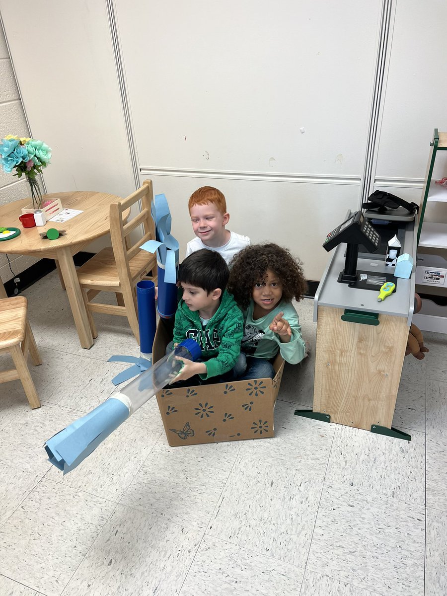 Meadowland_RI's tweet photo. Future firefighters 🚒 @MeadowlandElem https://t.co/F4stKH3LGk