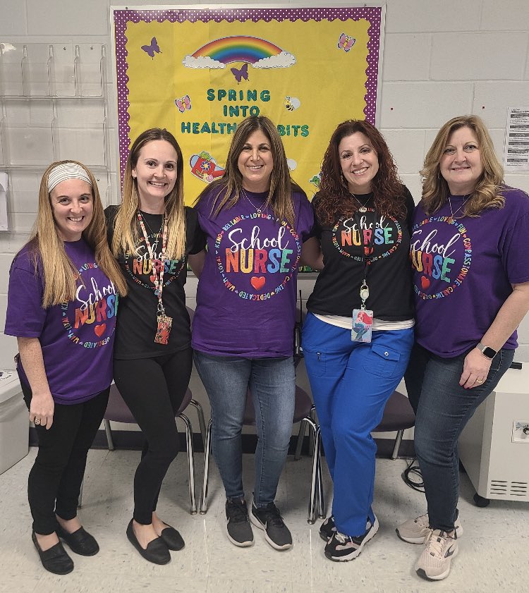 OBHS nursing dream team ✨🩺 💜#goknights @DorMatrale @JodiLevineS @salijo84 @FazioSally @Mr_Bill_OB @OliveriVP @VPMasarik1 @OldBridgeTPS @OBSupCittadino @OBassistantsup