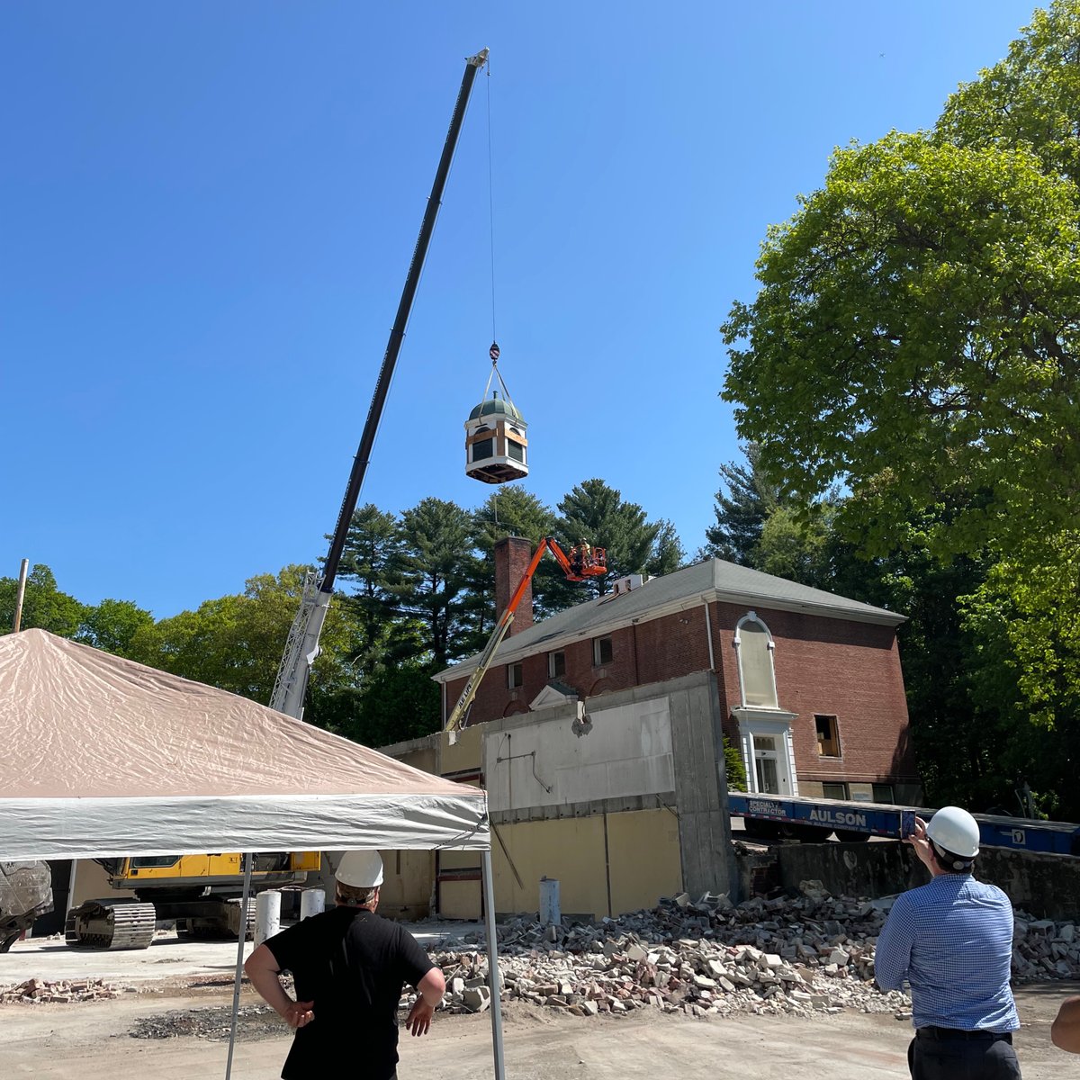 ErlandInc's tweet photo. Before demo of the Southborough Police &amp; Fire Station, @SMLions donated the Peter’s School Annex cupola to the town's historical society. With @Aulson_llc, we relocated the 100yo dome to Fayville Village Hall. We’re glad to have had a hand in preserving a historic piece of town. https://t.co/2IpSyIuiwn