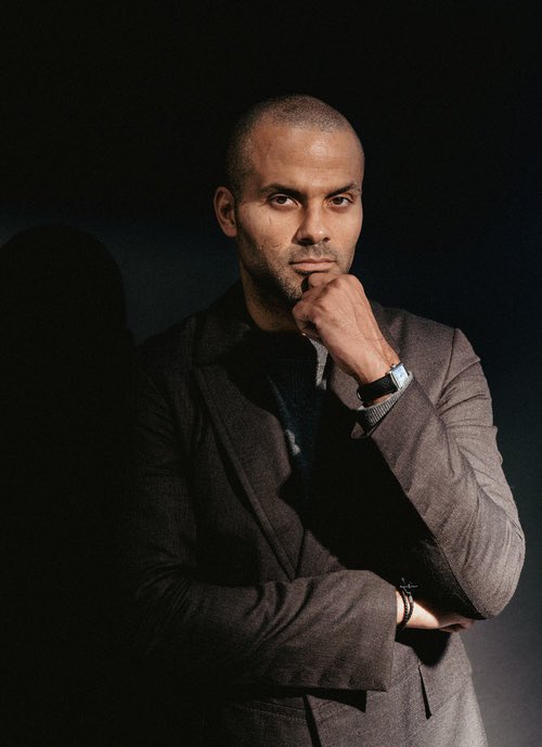   Joyeux anniversaire, Tony Parker; Happy birthday, Tony Parker 