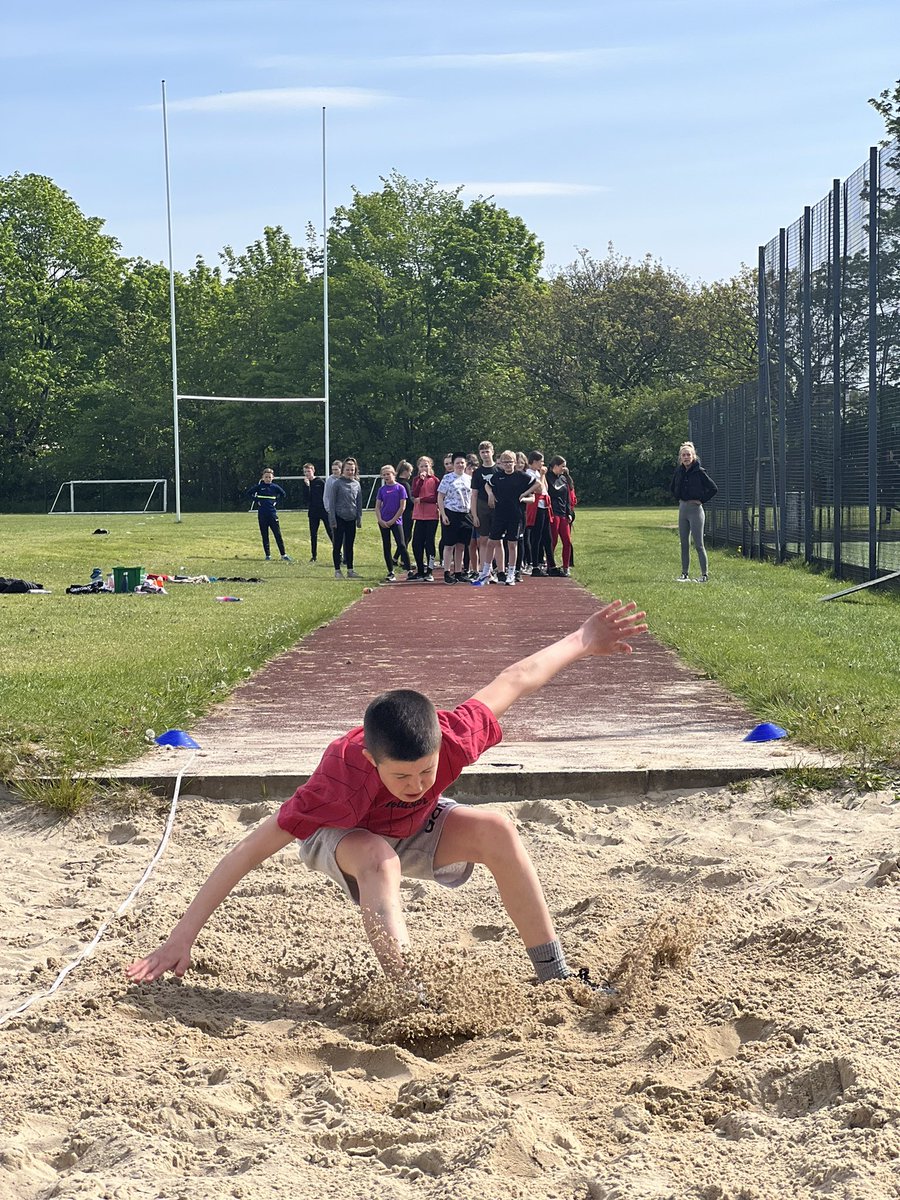 MissStronachPE's tweet photo. What a day 🏅🏆🤩💫

I hope all S1 pupils had a fantastic time at our S1 Sport Day Event! 🙌🏼

Thank you to all involved to help support it being a great day for our young people😁👏🏼 https://t.co/b1LXJfYxEk
