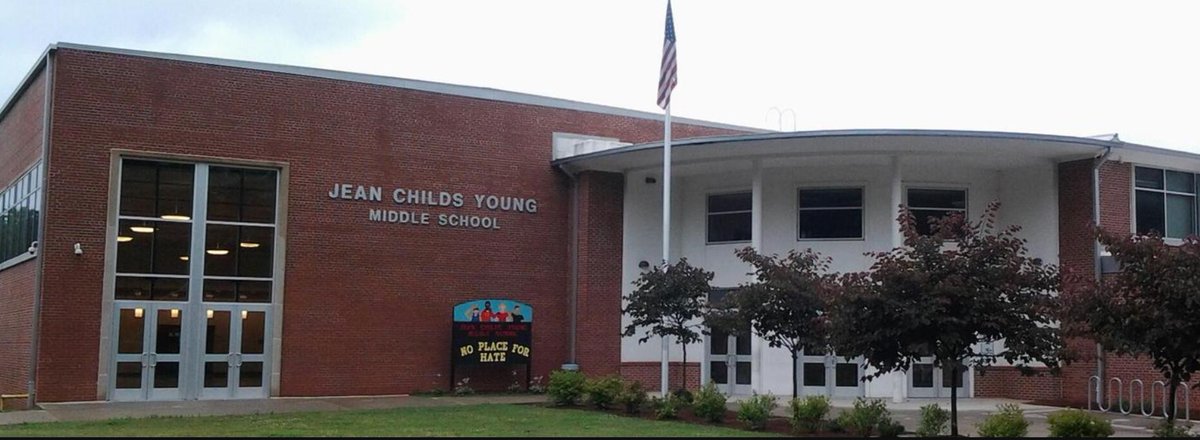 PoeCommunicate's tweet image. So here I am working the #SREBCoaching4Change conference at Georgia Tech Hotel &amp;amp; Conference Center and I find my own Atlanta neighborhood's @apsyoungms principal @RonGarlington and 2 top @apsupdate staff leading a fabulous session.  So proud of #SWATS @srebeducation @DrBennett6