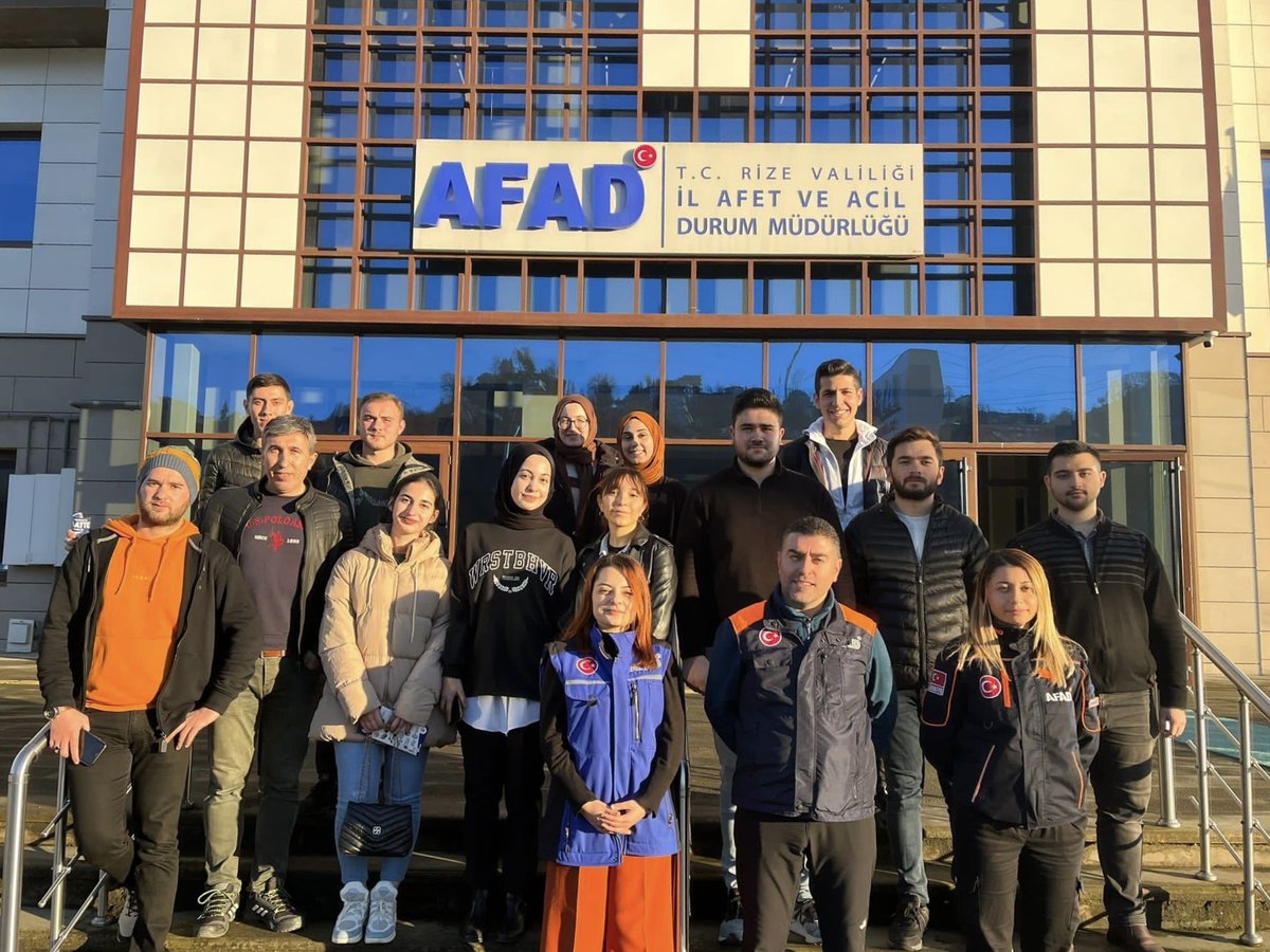 ADEMgenelmerkez's tweet photo. 📌 ADEM Topluluklarımızda güz dönemi👇🏻

🎊 @RteuADEM AFAD gönüllüsü olarak çalışmalarına başladılar. 
🎊 @AdemNohu yatsı namazı buluşması gerçekleştirdiler. 
🎊 @AdemYalova toplantılarını gerçekleştirdiler. 
🎊 @ademkbu78 yatsı namazı buluşması gerçekleştirdiler. https://t.co/HiUKPSCBrG