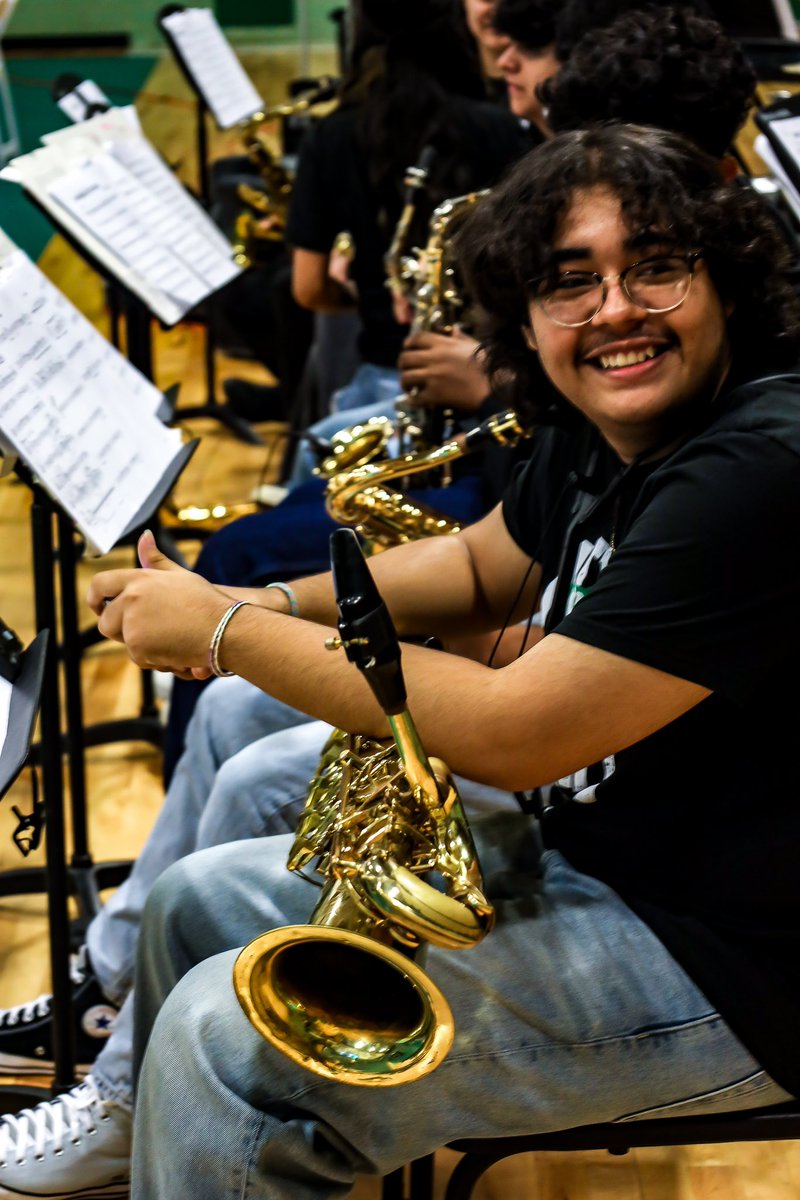 Teacher_Outlaw's tweet photo. A great start to a RAM-tastic day! Senior breakfast. Our @Berkner_Band jazz band was great as always!! #risdbelieves #ramsleqdtheway #ramspowerofone https://t.co/g1GCo1vc71
