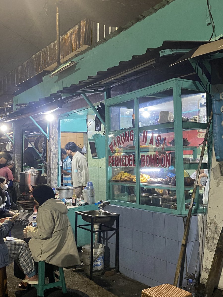 sengaja dtg maleman , eh malah abis duluan 🫠🫠🫠