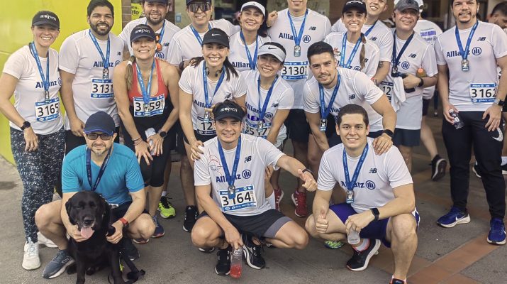 OpenIntlco's tweet photo. ¡Tuvimos nuestra primera carrera del año con nuestros #OpenRunners! ⚡✨
La semana pasada celebramos la participación de 30 corredores Open en la carrera de Allianz 15K.🏁
Gracias a todos los que nos representaron.💪 https://t.co/QteKAPZn2p