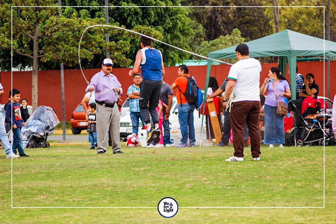 WeAreLight_LLDM's tweet photo. Ciudad de México a 14 de mayo de 2023.

Los jóvenes pertenecientes a diversas colonias de esta ciudad se reunieron con el objetivo de llevar a cabo una jornada de actividades recreativas y convivir sanamente. https://t.co/ckWvKIccyc