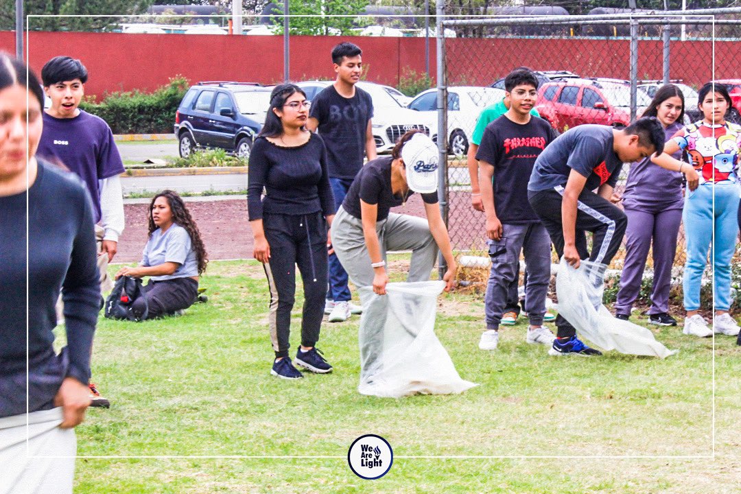 WeAreLight_LLDM's tweet photo. Ciudad de México a 14 de mayo de 2023.

Los jóvenes pertenecientes a diversas colonias de esta ciudad se reunieron con el objetivo de llevar a cabo una jornada de actividades recreativas y convivir sanamente. https://t.co/ckWvKIccyc