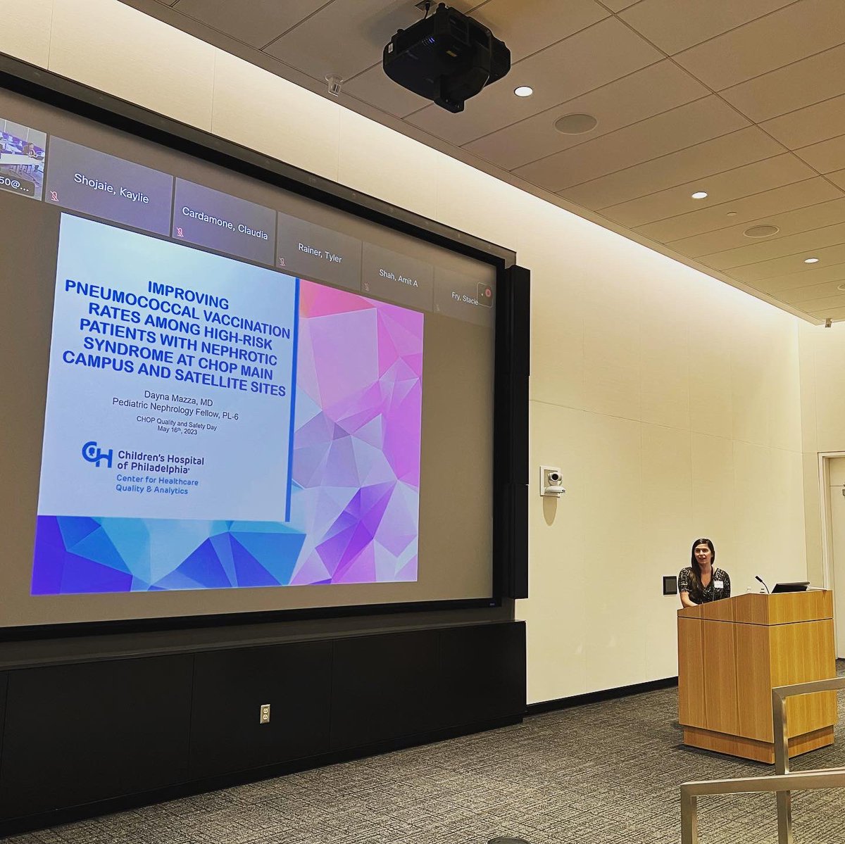 Congratulations to #pedneph #fellow and soon-to-be CHOP faculty Dr. Dayna Mazza for scoring in the Top 5 abstracts at @childrensphila Quality and Safety Day! Her work with #GLEAN has helped to increase #vaccine access to our patients with #NephroticSyndrome 💯#qualityimprovement