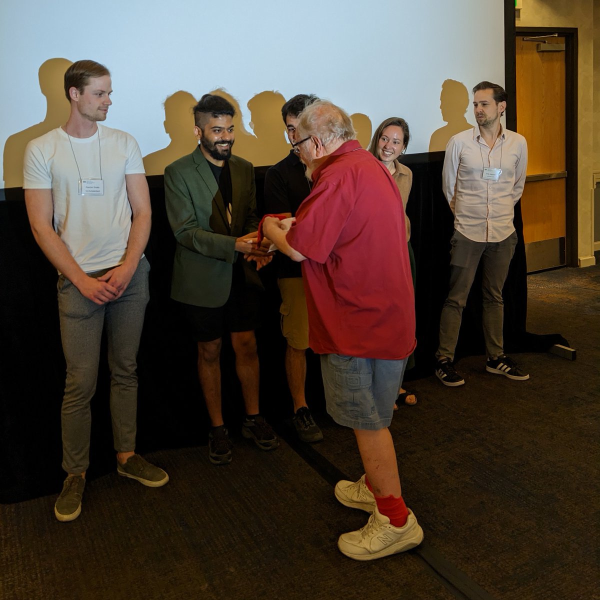 Based on their excellent posters, Maarten Droste, Indranil Ghosh, Andrea Lama, Lucia Layritz, and Daphne Nesenberend are the winners of the Red Sock Award at #SIAMDS23. Congratulations!