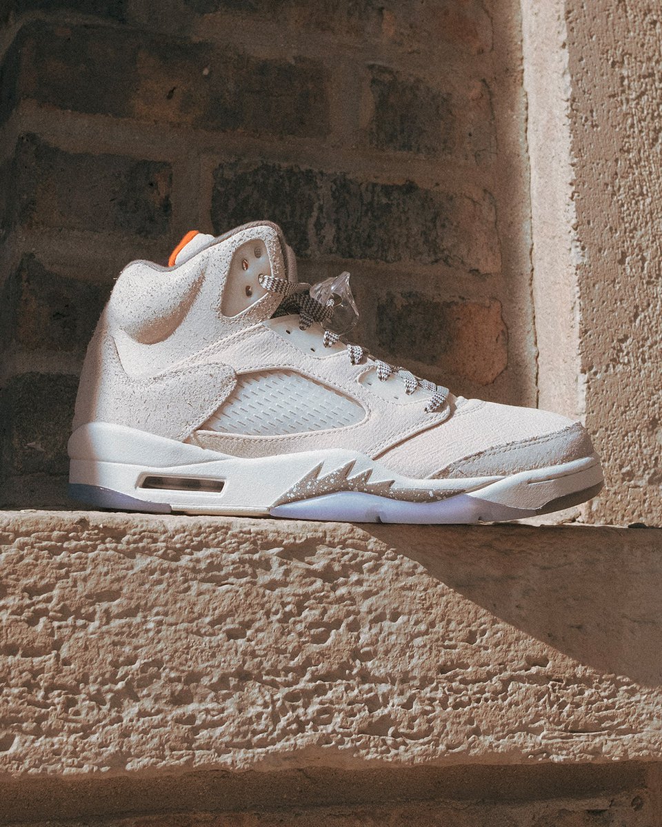 topsnbottomsusa's tweet photo. Calling out Raffle winners for the Air Jordan 5 Retro SE Craft Stay Tuned! Make sure to share this post on your Instagram story, increase your chance of winning!⁠
⁠
#Sneakerheads #NewRelease #MayDrop #FreshKicks #Jumpman23 #Nike #AirJordan5 #Jordan5 #Retro5 #topsandbottoms https://t.co/O7kTHBOS41