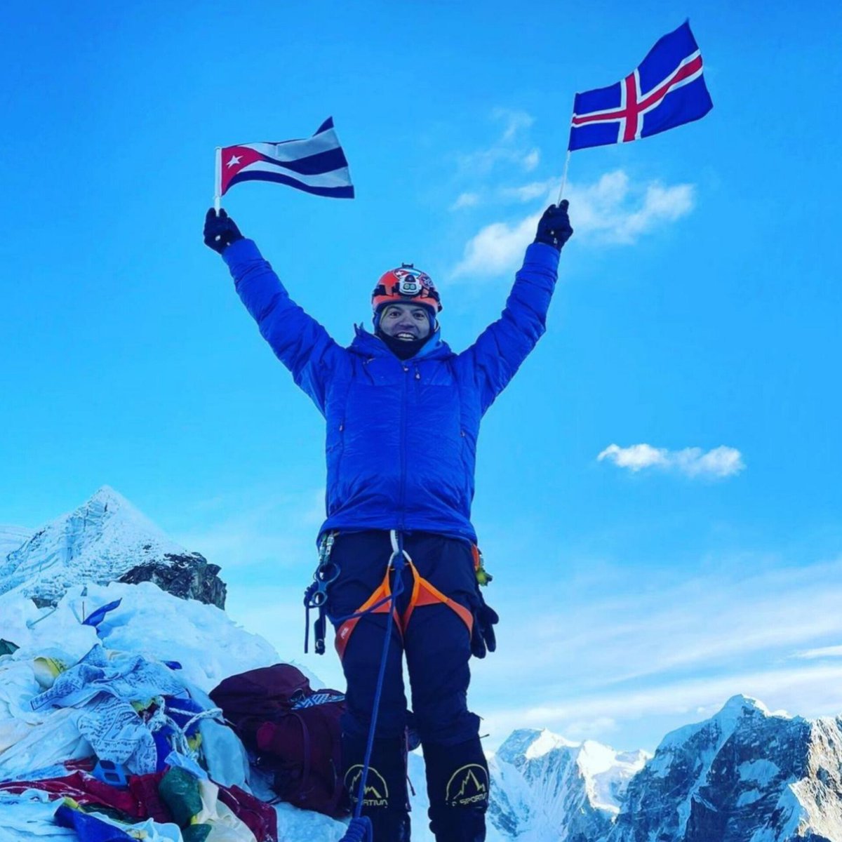 Vistar Magazine tweet media