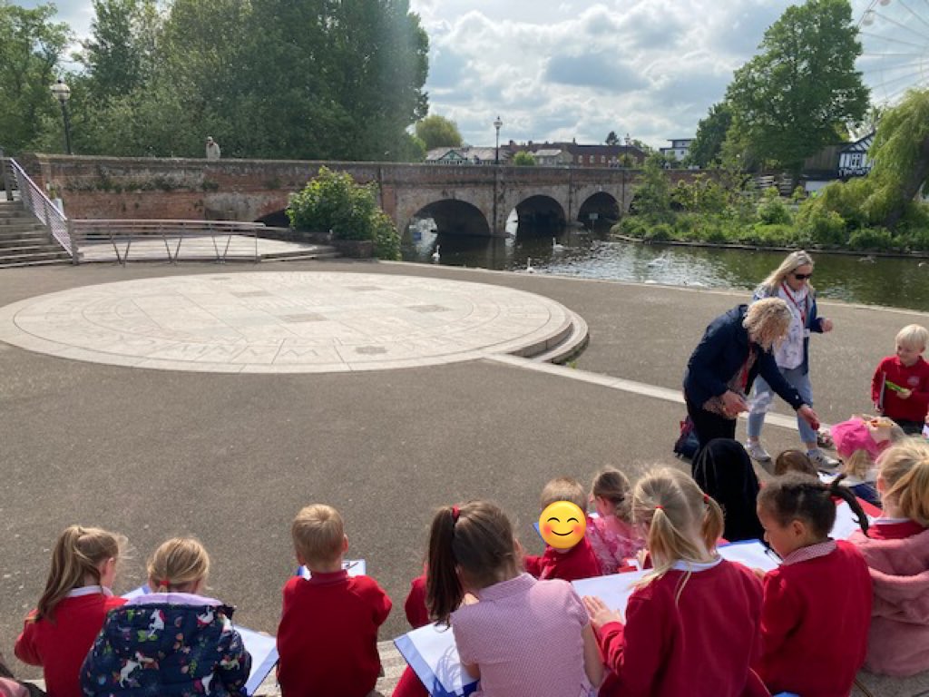 Barfordstpeters's tweet photo. Year 2 also spent some time in the glorious sunshine observing how nature and man-made structures work together in our local environment. They created some beautiful sketches! #bspScience #bspArt #bspSTEM #bspEngineering https://t.co/ETtj4gKAaP