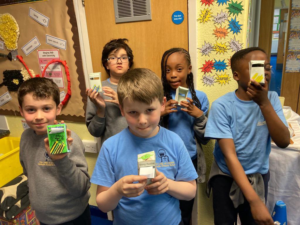 ololn11's tweet photo. Year 4 have been discussing how to manage anxious feelings and have made their own worry boxes #mentahealthawarenessweek https://t.co/X4RV1yVNo1
