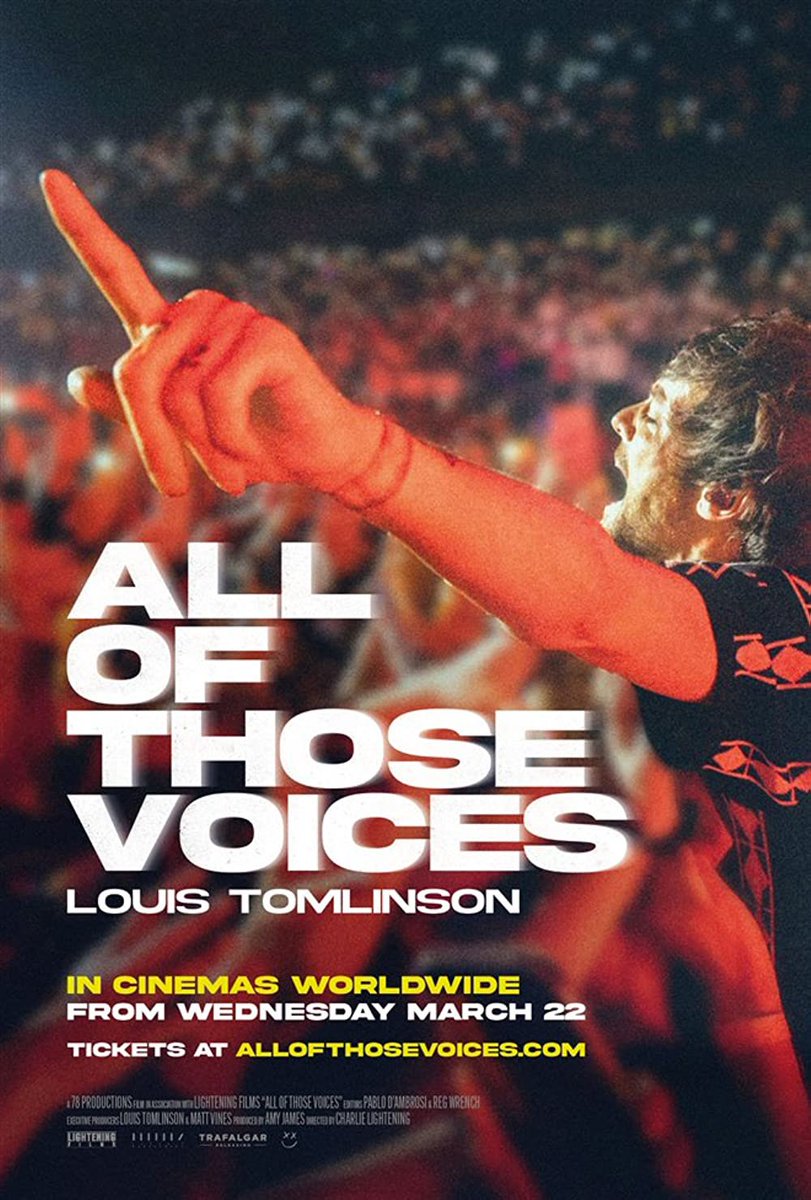 LT91Chile's tweet photo. On a day like today, but one year ago @joshuahalling captured this iconic Louis/ fans moment at his third consecutive show in Santiago de Chile. 

Months later this photo would be the cover of Louis' first autobiographical documentary "All Of Those Voices". 

#1YearLTWTSantiago https://t.co/ioVfcb8fBX