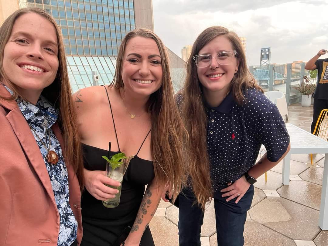 Kristanny's tweet photo. Women rule the world! #DonnaWon #JaxHasAChickMayor #ImStoked @DonnaDeegan #JaxPol #HellYea https://t.co/YfkYPpAGH3