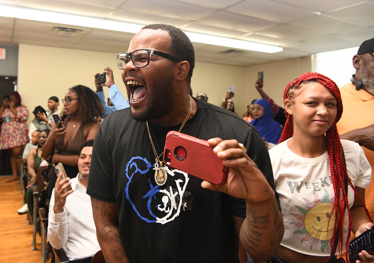 Graduations are the best. So much joy and celebration! 

Congratulations to the #Classof2023, their proud families and dedicated educators. 🎓👏