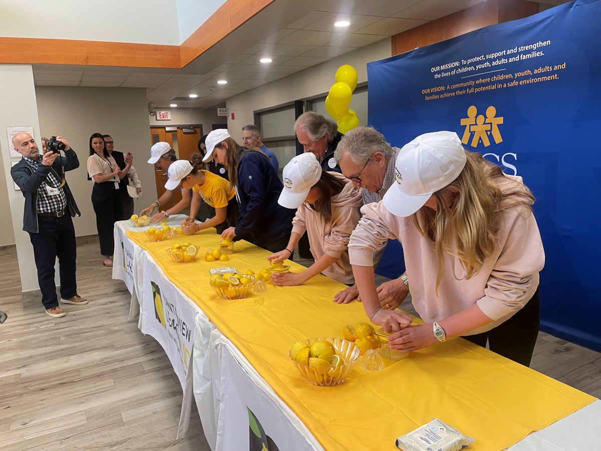 Thanks to our friends at <a href="/MountainviewHms/">Mountainview Building Group</a> for sharing these photos from the Mountainview LemonAID Day lemon-squeezing competition today! 🍋

Want to participate in LemonAID Day on June 10? Register for your own LemonAID stand here: facsniagarafoundation.org/mountainviewle…