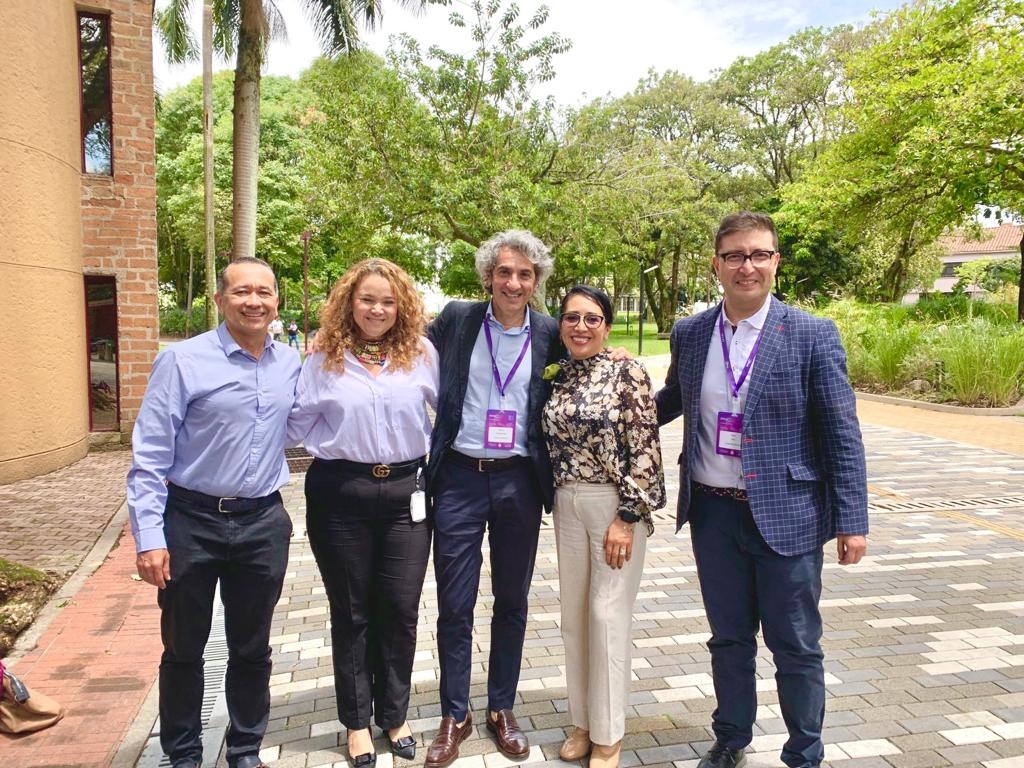 Colpensiones's tweet photo. 📸 #AEstaHora participamos en el IX Congreso Latinoamericano y del Caribe @ACGG_CO, #COMLAT. En apertura del Congreso se presentó la gestión que ha realizado la entidad con el Modelo de Bienestar para las personas mayores en 🇨🇴 y resultados de la investigación en #SilverEconomía. https://t.co/Kpl3DvVx5o