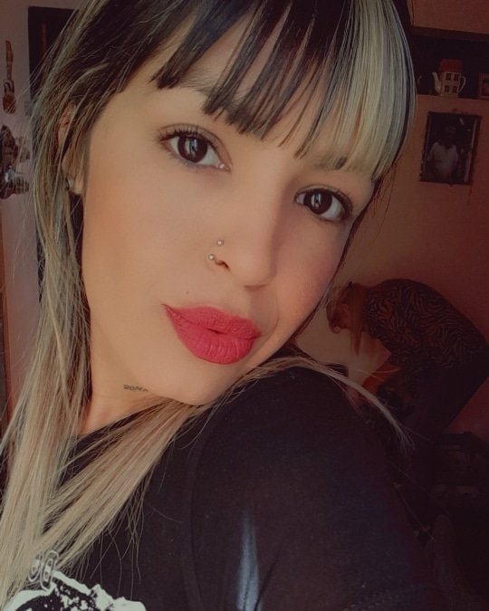 simplesoulwitch's tweet photo. 100 fotos y la única que me gusto, sale mamá atrás... 🫂 https://t.co/MANemHkBqQ