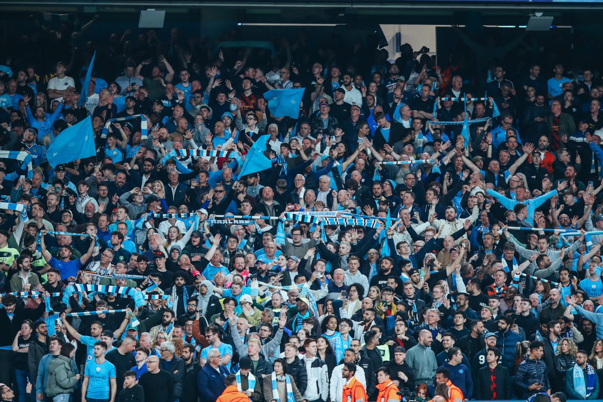 ManCity's tweet photo. Absolutely incredible support tonight, as always! 💙

See you in Istanbul! 🙌 https://t.co/0xEEFZRI5m