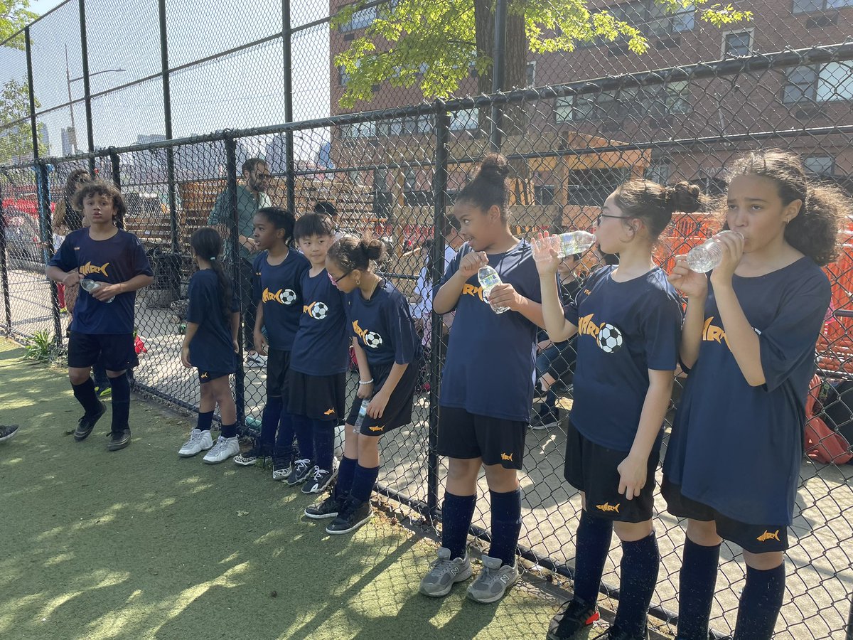 PS 134 Sharks had a fantastic game versus @STARAcademyPS63. Both teams showed support for each other and the game.