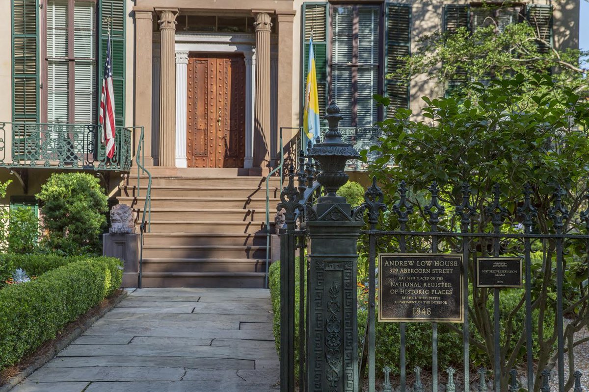 Fun, gorgeous, and beautiful... when you explore it you feel a sense of looking back in the past. @Google 
#Savannah #NSCDA #museum #historicpreservation