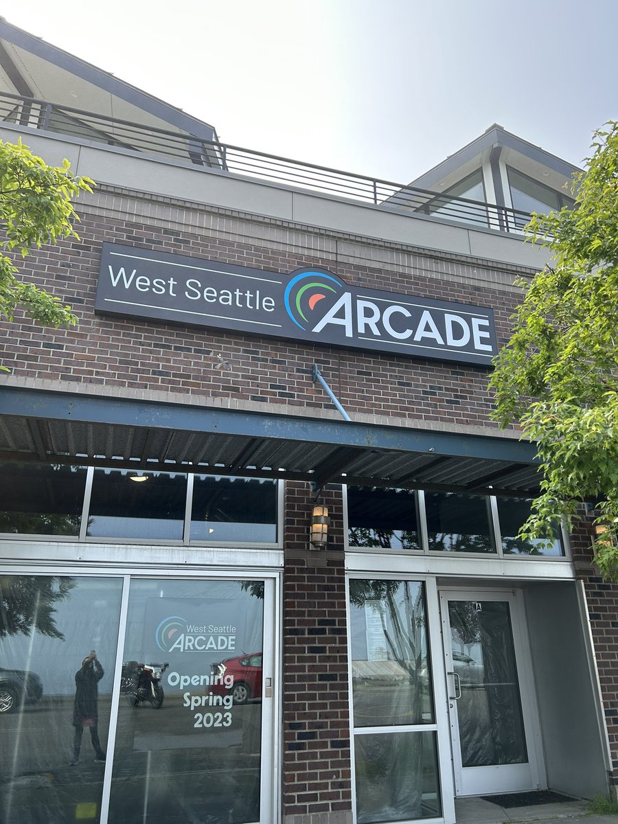 wsarcade's tweet photo. Exciting times at the arcade today!
#signisup #arcadesign #alkibeach #wsarcade https://t.co/uAZYOgdb7w