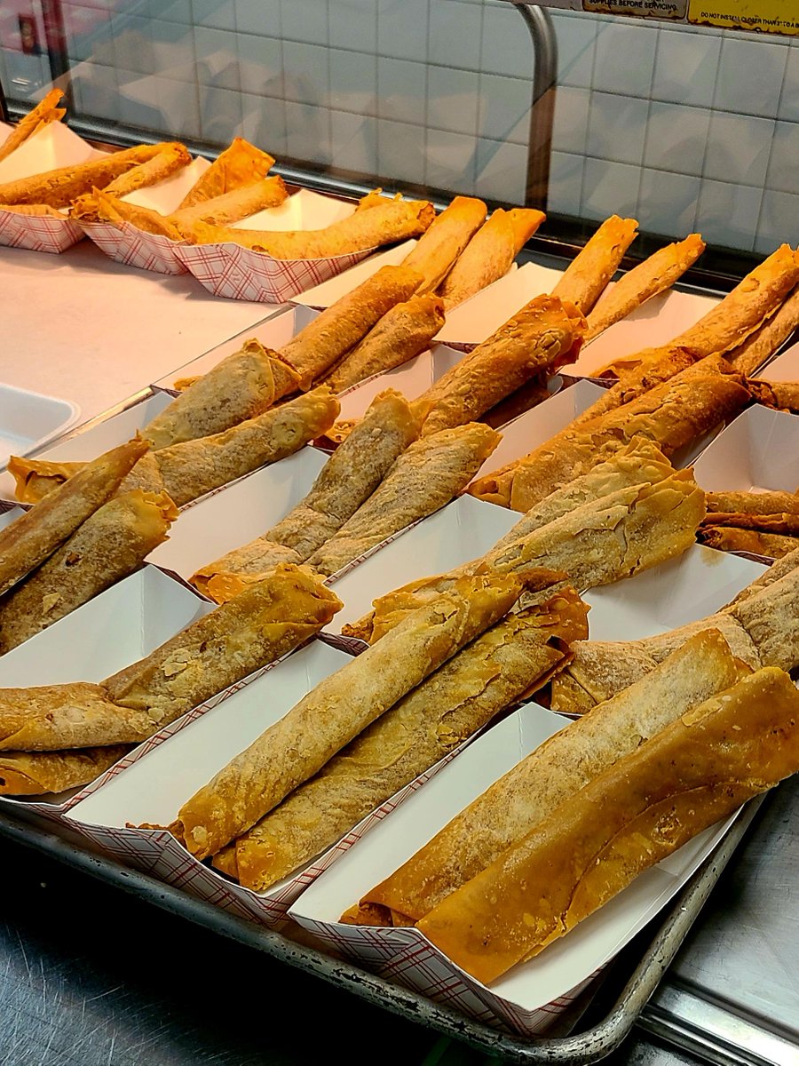 gisdchnutrition's tweet photo. Crispitos were a big hit today at the high school! #servingwithlove #whomakesyourfood #crispitos https://t.co/5fR1R49OgH