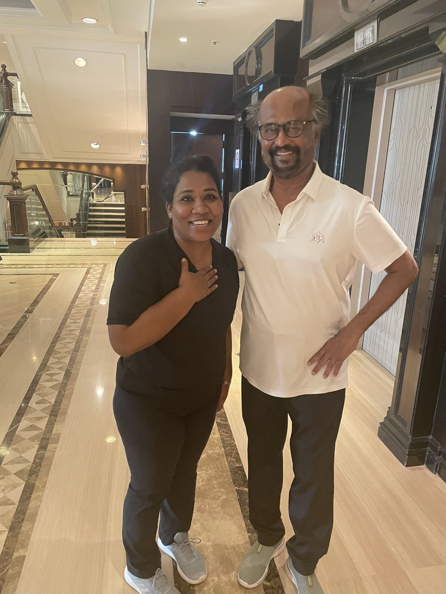GGeeny's tweet photo. Romba Nandri @rajinikanth sir for giving me this unforgettable moment…. 

#Thalaiva https://t.co/wvVVkV3HJI