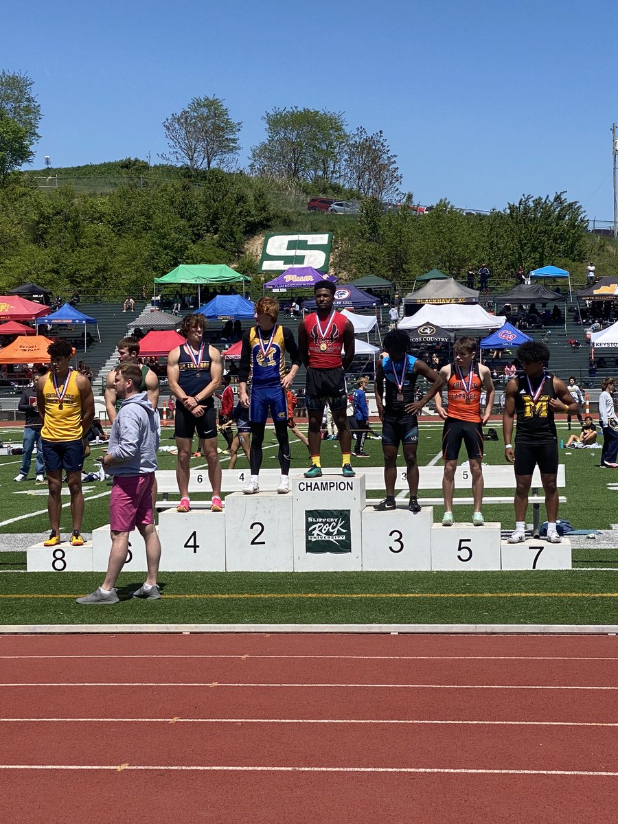 NewCastleSrHS's tweet photo. Ne-Ca-Hi’s Kaevon Gardner  - - 100 m dash WPIAL CHAMPION 10.70! #NCTrack #ncproud @NCNewsSports @LCSportsNet https://t.co/6YF5MwGr7e