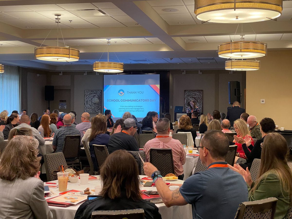 ParentSquare's tweet photo. We had a great time celebrating #schoolcommunicatorsday with the New England School Public Relations Association at their conference last week! We are so impressed with this new chapter and how well they are supporting their members. ๐
#NESPRA #newengland https://t.co/VcppFpa2dx