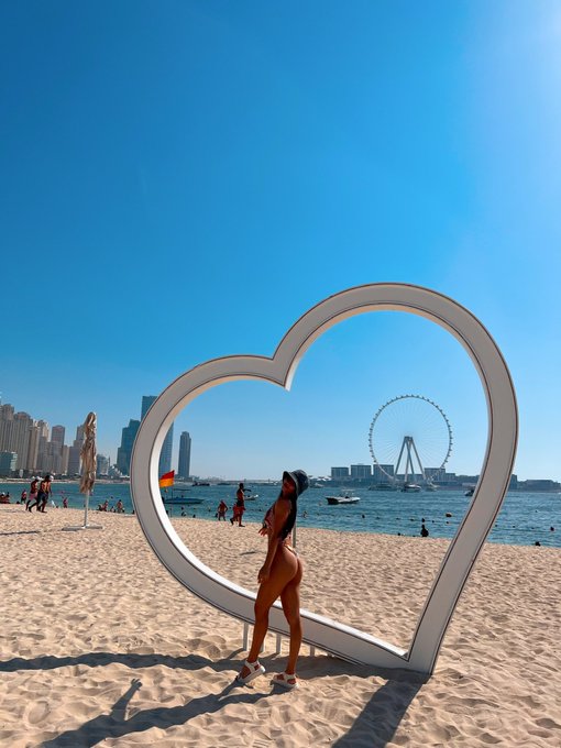 in your heart💜💜💜 https://t.co/bhz4PhigVe<a href="/tag/nuevafotodeperfil"class="tags"><span>#nuevafotodeperfil</span></a>