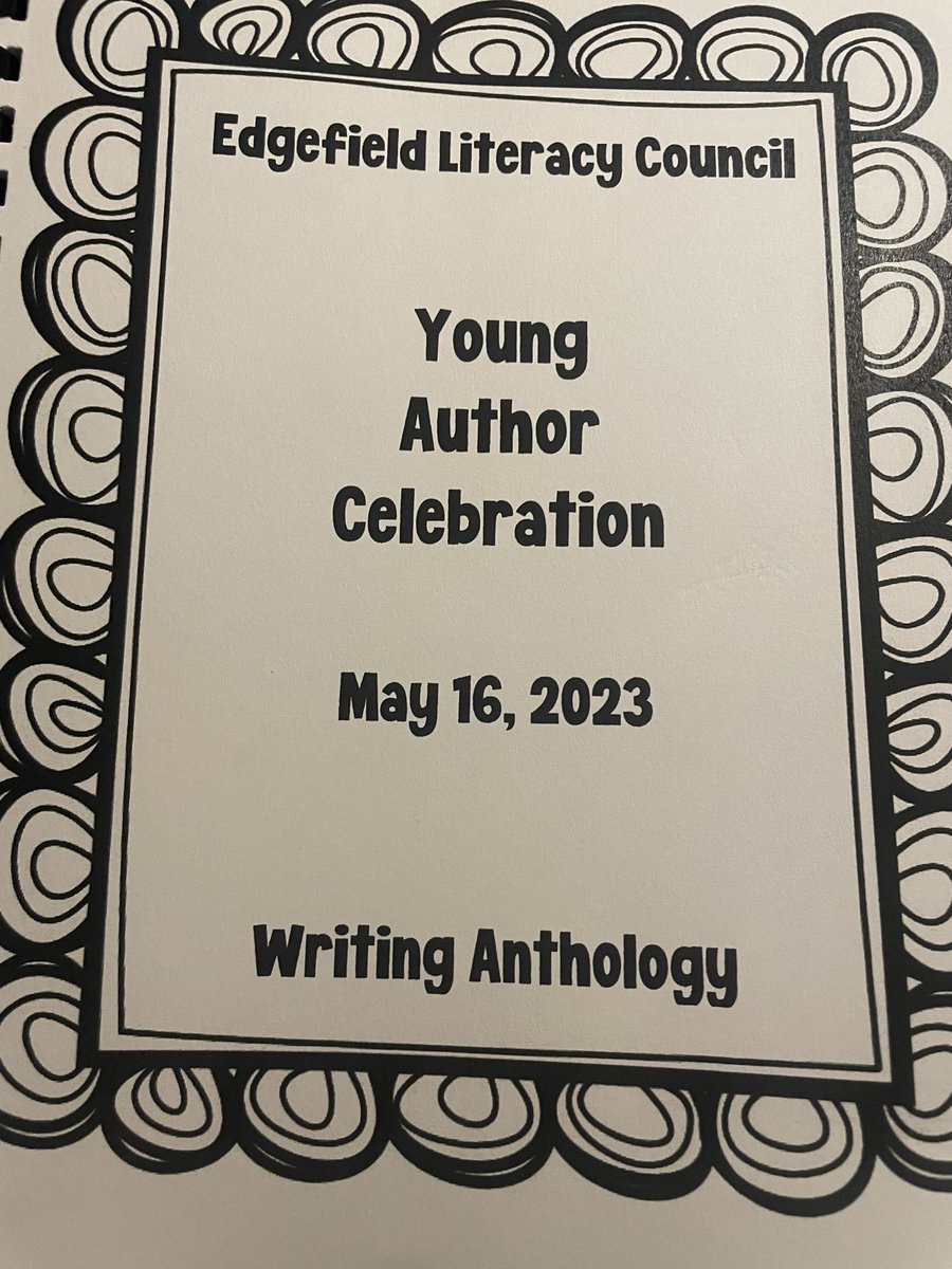 MirandaCarrol28's tweet photo. Congratulations to my beautiful daughter on receiving her award, and having her story published https://t.co/E9mucuOWnD