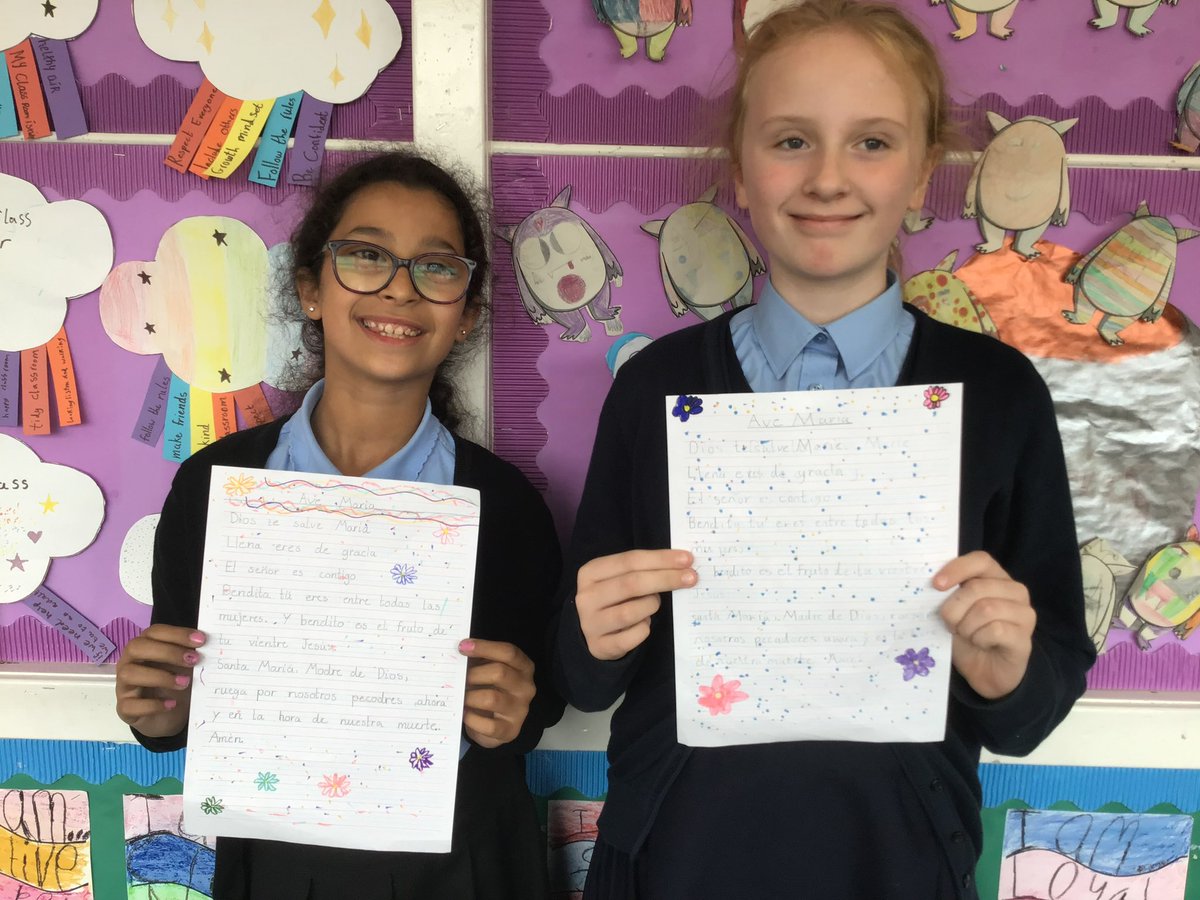 GeehanMiss's tweet photo. Primary 5 enjoyed learning the Hail Mary in Spanish as part of our devotions to Mary this month. 🙏 🇪🇸 @SaintRochsPS https://t.co/VOkGtpqN08