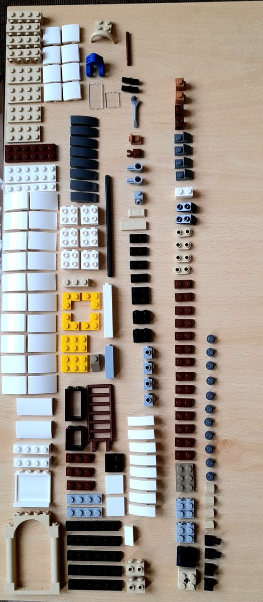 RogerMaybank's tweet photo. Motorised Lego Lighthouse. Part 12 of 13. Bag. Knoll. Build. #AfolwacsForever https://t.co/3XGMdxr6Ok
