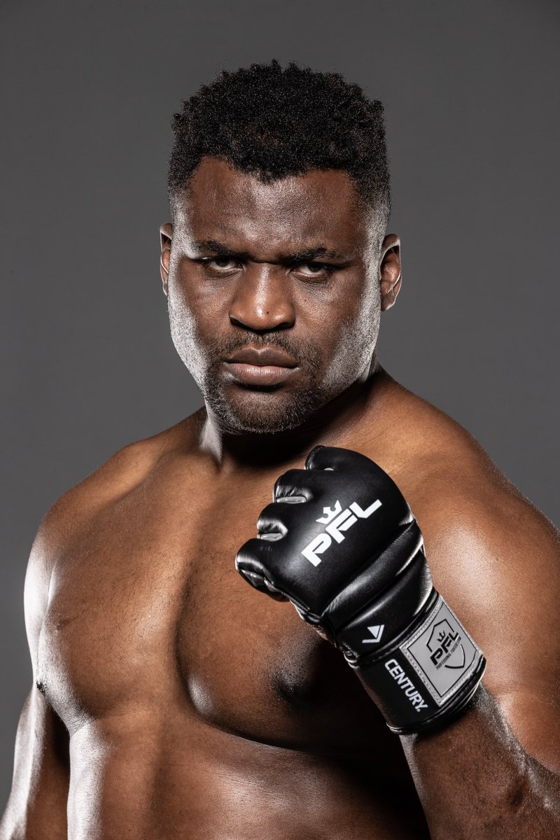 francis_ngannou's tweet photo. New fits 🔥👌🏿☝🏿 @PFLMMA https://t.co/QAufZr6mAo