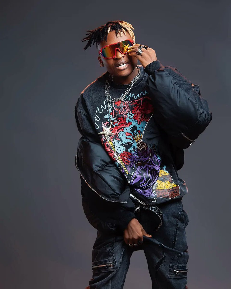 Noiretvnetwork's tweet photo. Nigerian artist @superboycheque to drop first single of the year on May 25th, followed by official EP on June 9th.

#superboycheque #cheque #NewAlbum #afrobeats #NewSingle https://t.co/sHUDCo2S3P