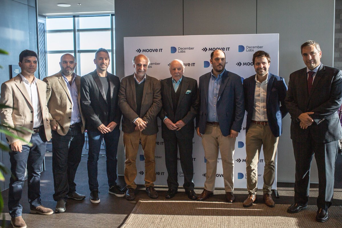 UruguayXXI's tweet photo. Desde #UruguayXXI felicitamos a Recognize por su apuesta en #Uruguay para el desarrollo de Qubika, proyecto que fusiona a las empresas uruguayas @moove_it y @december_labs. 

Nos enorgullece haber sido parte de este proceso que reafirma las fortalezas del sector TIC uruguayo. https://t.co/LxEHF011f3