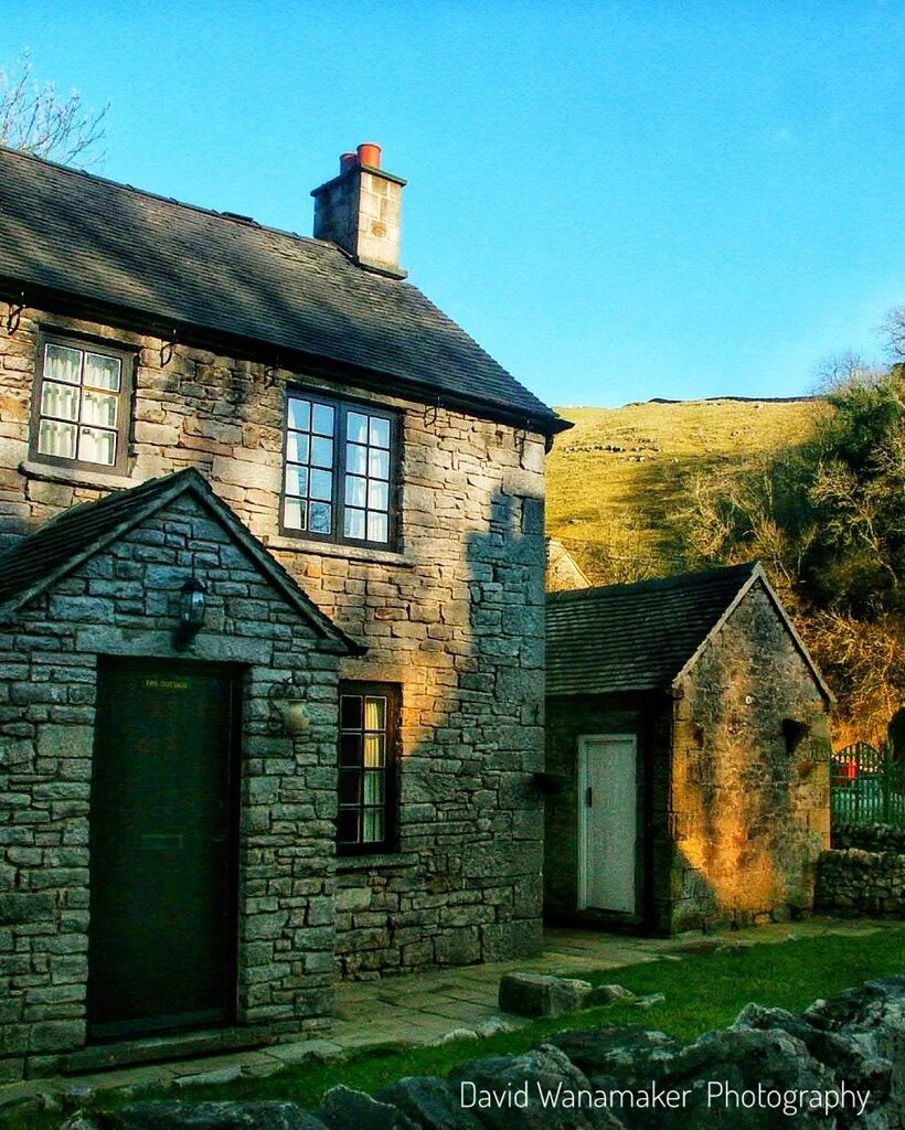 A stone cottage located in Milldale. This quiet village is a popular starting point  for walks in the Dovedale area. #peakdistrictwalk #peakdistrictnationalpark #peakdistrictphotography #peakdistrictlife #peakdistrictvillage #walkinguk #lovely #glorious … instagr.am/p/CsWsgu_P3av/