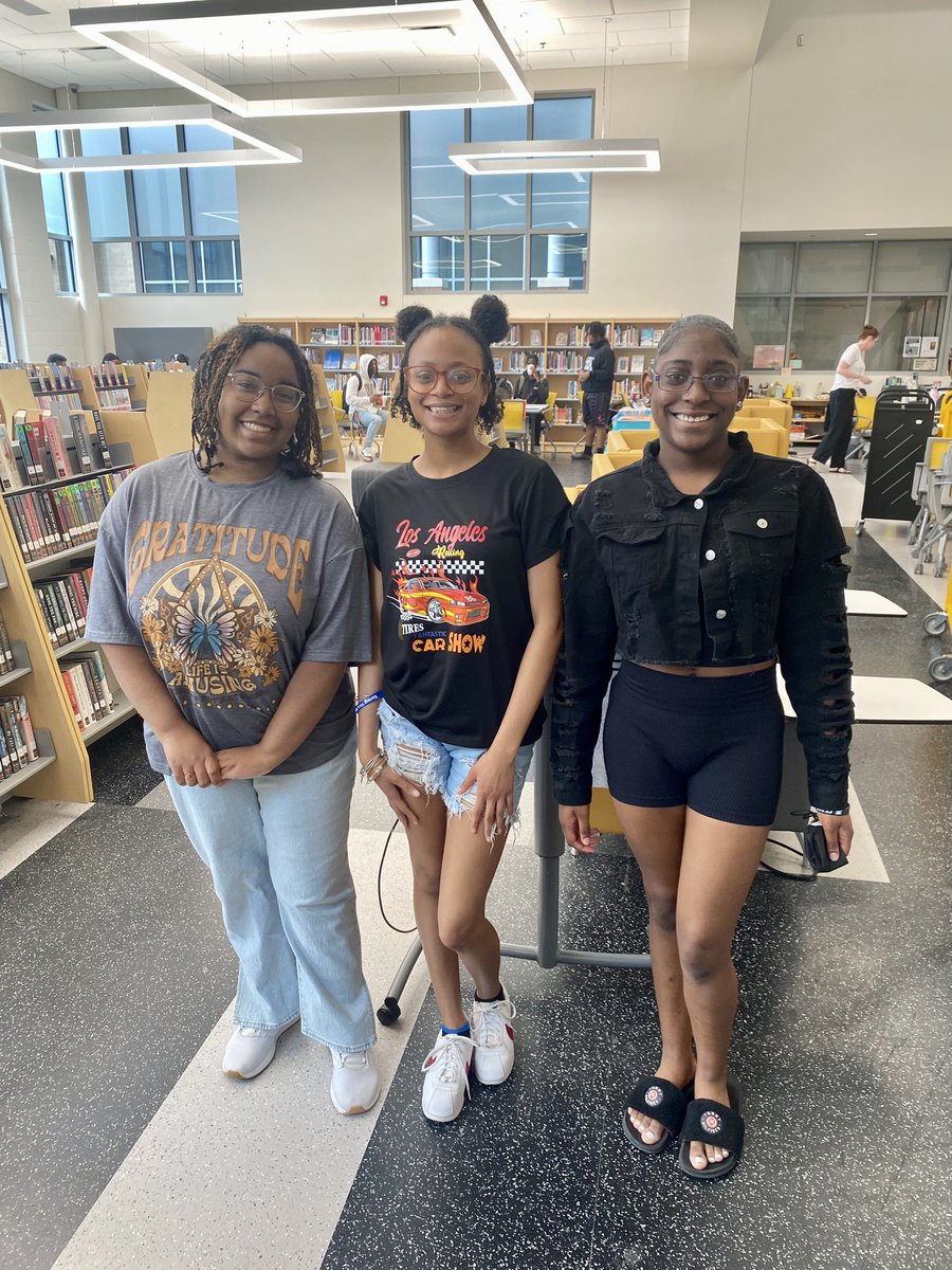 HSHS Library (@springerlibrary) on Twitter photo We celebrated our 22-23 library student aides today! A big thank you to this awesome group for helping keep the library running this year. <a href="/HSHS_Principal/">Kenneth White Ed.D.</a> <a href="/hcpslib/">HCPS Libraries</a> <a href="/WeAreHSHS/">We Are HSHS</a> We celebrated our 22-23 library student aides today! A big thank you to this awesome group for helping keep the library running this year. <a href="/HSHS_Principal/">Kenneth White Ed.D.</a> <a href="/hcpslib/">HCPS Libraries</a> <a href="/WeAreHSHS/">We Are HSHS</a>