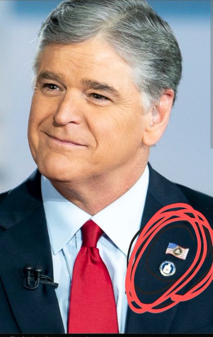 Lukewearechange's tweet photo. the new face of FOX "News" https://t.co/kX7UlgNvfk