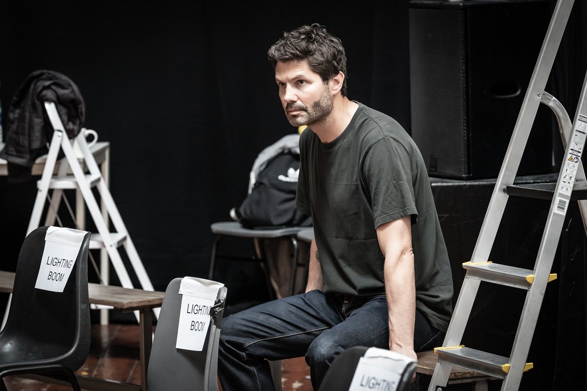 GidsTurner's tweet photo. #marcbrennerphotography First look at rehearsals for Romeo and Juliet @AlmeidaTheatre https://t.co/OCaLaypqhK