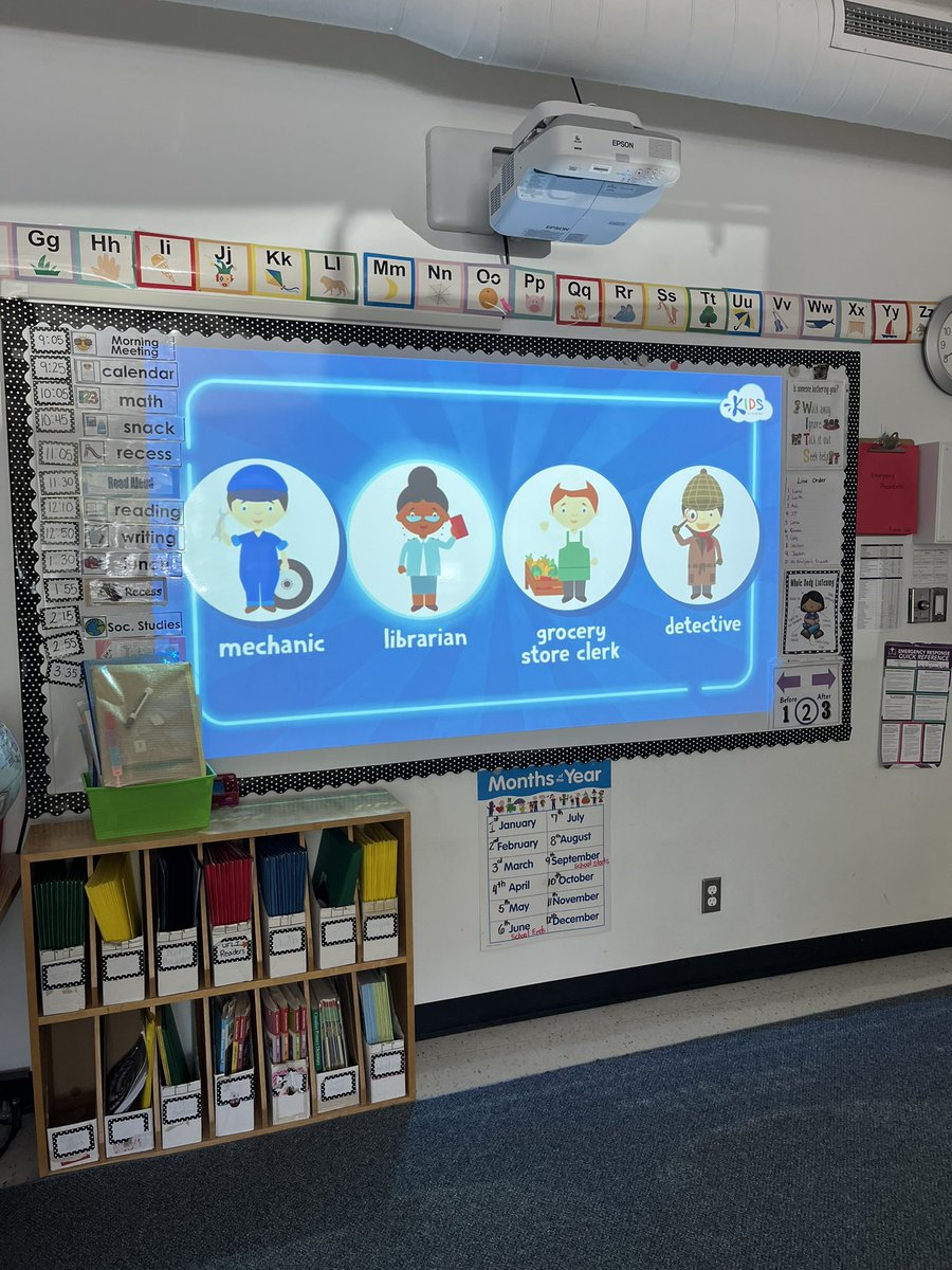 ms_epton's tweet photo. We are learning about community helpers. Your child will be coming home today to ask you or a familiar adult what type of job and responsibilities you have and will share with the class tomorrow! https://t.co/jQBYOZRP3J