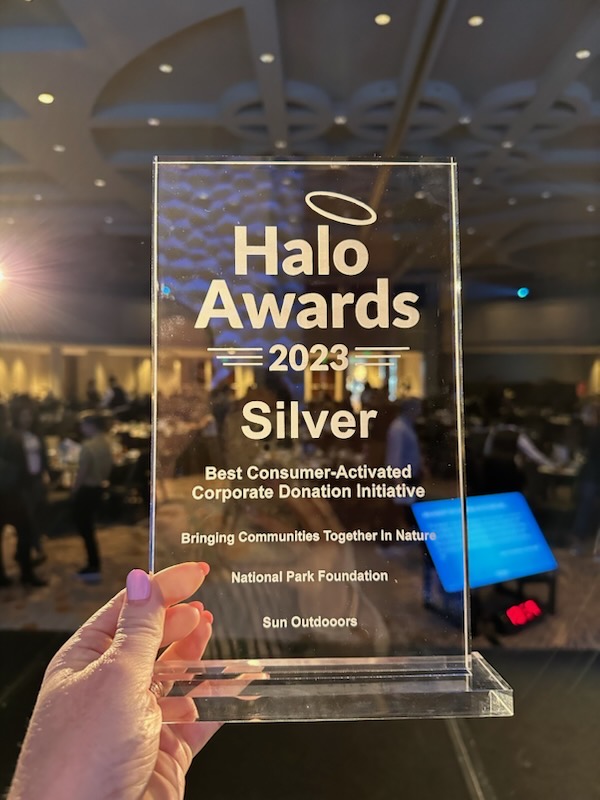 NationalParkFdn's tweet photo. It’s an honor to share that the National Park Foundation and our partner @Sun_Outdoors have received @EngageForGood's Silver Halo Award in the Best Consumer-Activated Corporate Donation Initiative category for our work on the "Bringing Communities Together in Nature" promotion. https://t.co/keqm2SmJAX