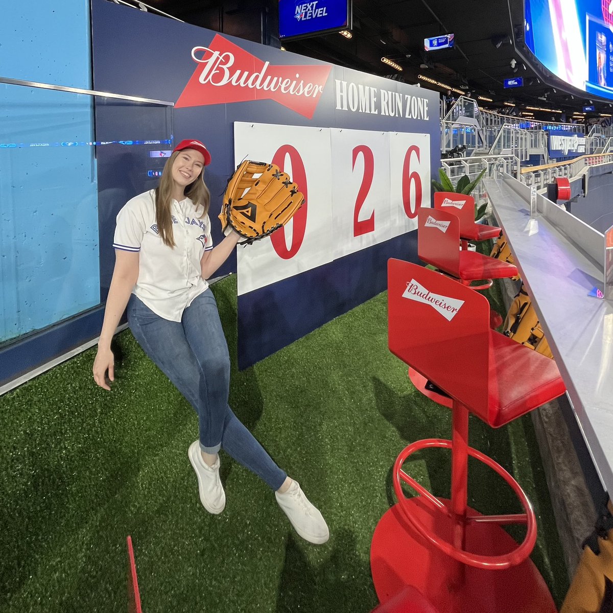 Introducing Budweiser’s Home Run Zone! RETWEET if you could use tickets for the hottest new spot to catch a <a href="/BlueJays/">Toronto Blue Jays</a> game this season 👀