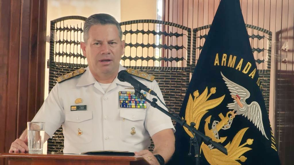 httpspbstwimgcommediaFwWgXZ7XoBs4foeformatjpgnamemedium