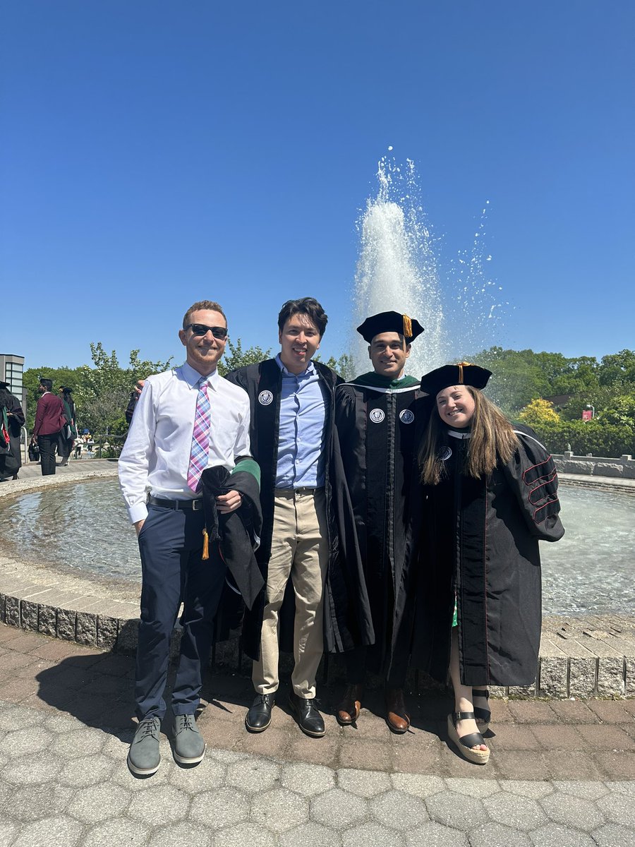 StonyBrookMed's tweet photo. It’s about to be official! 📹Watch this group become #doctors - LIVE at 4pm: https://t.co/k4g4dCVBu0 #SBUGrad #WeAreStonyBrookMedicine https://t.co/51UjgFaCpr